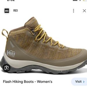 REI women’s flash hiking boots